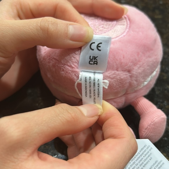 Jellycat Authentic Amuseables Mia Macaron - Picture 4 of 7